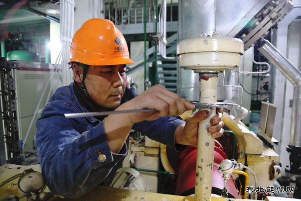 红雁池公司及时消缺保设备安全运行