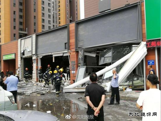 皇姑区一门市发生煤气罐爆炸 疑有人身亡