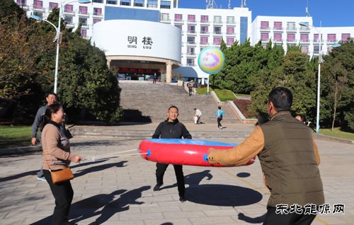 云南省路政总队工会组织一线职工到白鱼口疗休养