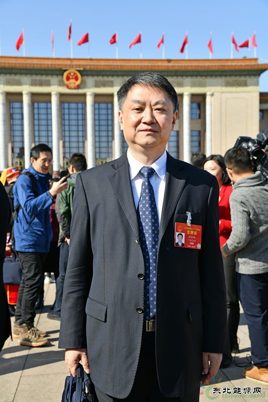 两会声音 | 温枢刚：改革创新促进新完美体育可持续发展