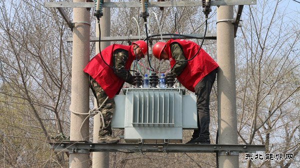 汤原供电公司：发挥优势 助力脱贫办实事