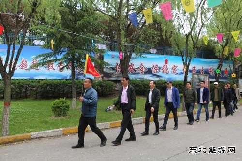 铜川矿业公司下石节矿：安全之声满矿山