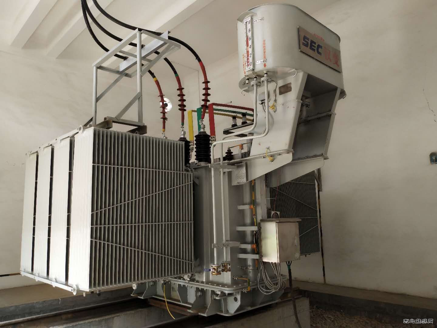 陕北矿业涌鑫公司：“换心脏”让沙梁供电系统更有活力