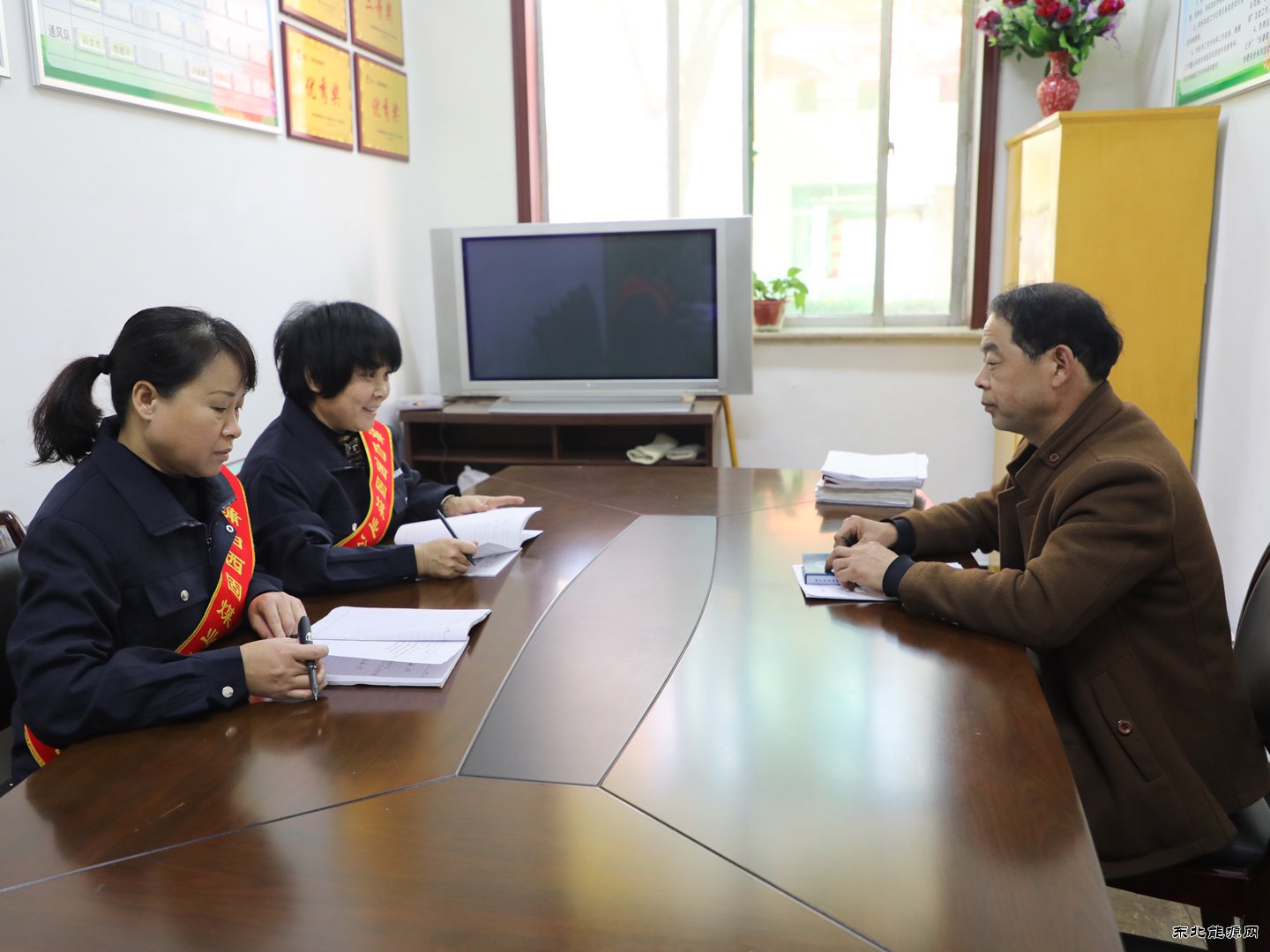 蒲白西固煤业：铿锵玫瑰 情洒煤海