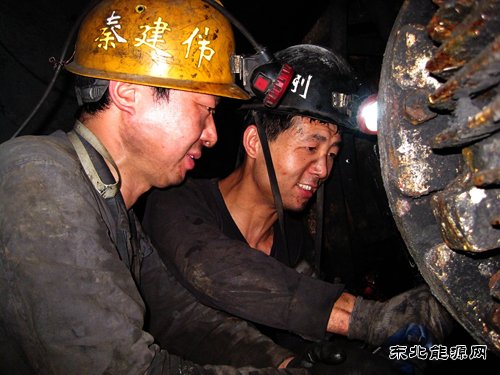 蒲白矿业煤矿运营公司“节支降耗”从班组抓起