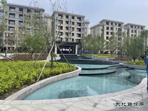 抚矿集团房地产公司：浑河城·七方块项目完成主体结构封顶