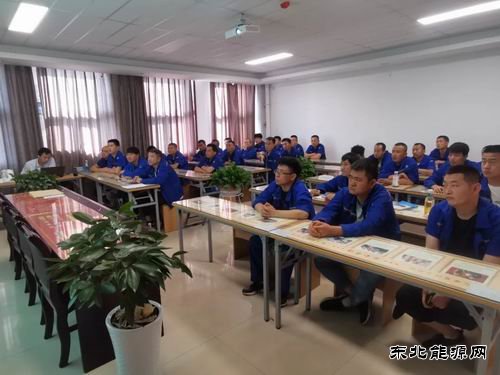 引千人恳谈调研活水，蓄中能煤田公司矿区满池芬芳！