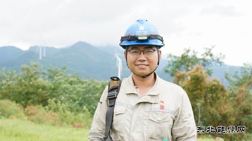 马晓明：风雨中的坚守者