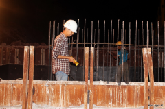 昌赣工地的夏夜“萤火虫”