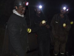 龙煤向阳矿矿团委开展伏天送清凉活动