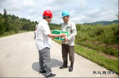 兴凯湖电业局：局工会开展防暑降温慰问活动