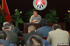 下石节矿十八届六中全会精神宣讲组深入基层开讲