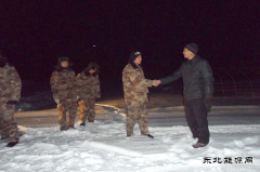 新闻故事 军民携手来消缺