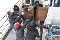 吉林石化：正月十五忙抢修