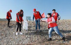 兴凯湖电业局：党员服务队和青年志愿者为美化家园争光添彩