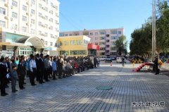 布尔津路政海事局干部向“三股势力”“两面人”发声亮剑传递正能