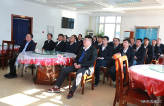 兴凯湖电业局：组织全局干部职工集中收听收看党的十九大盛况