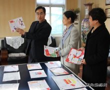 图片新闻（举办学习十九大精神手抄报展评活动）