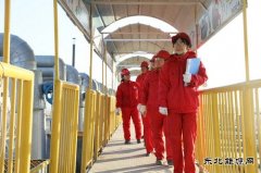 配液班里“金花”靓