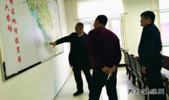 张静义采取“四不两直”方式对青山供电安全冬训进行督查