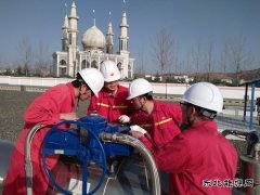 西南管道公司成县维抢修队开展春季阀门维保作业