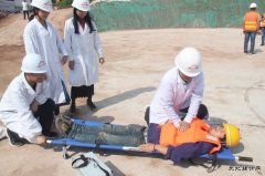 江西：兴泉铁路兴宁4标一分部举行防洪抢险应急演练