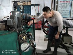 七矿公司向阳煤矿开展机电运输设备大排查