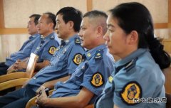 云南西双版纳路政支队组织职工聆听云岭大讲堂心理健康课