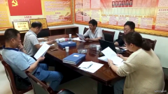 盘江资本运营公司何宗辉一行到金佳检查指导安全教育培训工作