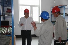 兴凯湖电业局：陈殿军带领检查组到检修公司开展安全大检查