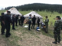 布尔津路政管理局联合多方以宣传促治理，借势开展路域环境治理