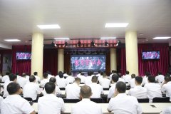 古城煤矿：观看电影党课  接受党性洗礼