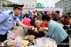 大庆石化：百家宴香邻里情深