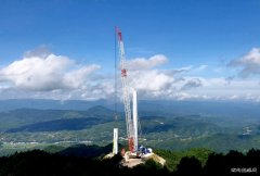 金华山风电项目完成首台风机吊装