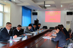 兴凯湖电业局：召开党委理论学习中心组第八次集中学习会