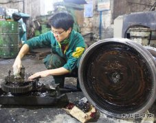 月亮田矿生产公司设备清洗、保安全