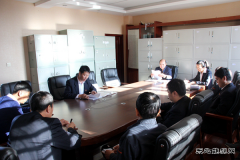 兴凯湖电业局：生产支部组织各部门学习《23条》和事故快报