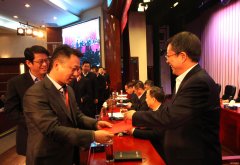 党旗为什么这么红