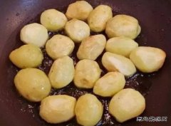 一碗炕土豆，割舍不下的乡愁