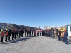 内蒙古南露天煤矿剥离运行部开展2#输岩系统移设前安全技术交底工