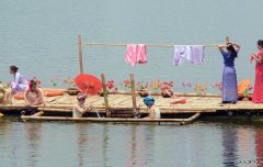 沐浴（摄影作品）