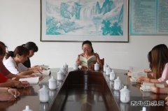 临汾宏大龙驭煤业公司工会组织开展《女职工劳动保护条例》宣讲活