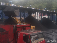 高山煤矿：日销售创新高