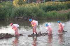兴凯湖电业公司120名“驯马师”严阵以待