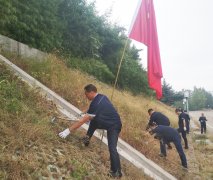 山东完美体育重装集团乾元公司 义务劳动做表率 党员先锋展风采