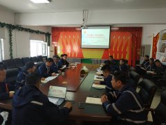 内蒙古南矿党委委员、矿长赵明磊赴联系点胶带运行一部讲授党课