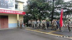 重温三线历史  弘扬三线精神 盘关镇200党员干部参观月矿文化展室