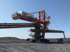 南露天煤矿剥离运行部圆满完成2019生产任务指标