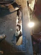 南矿胶带运行一部抢修305胶带机胶带确保安全生产