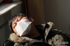 坚 守——我身边的防疫故事